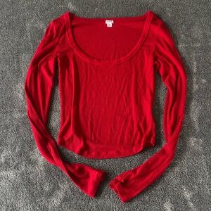 garage long sleeve scoop top